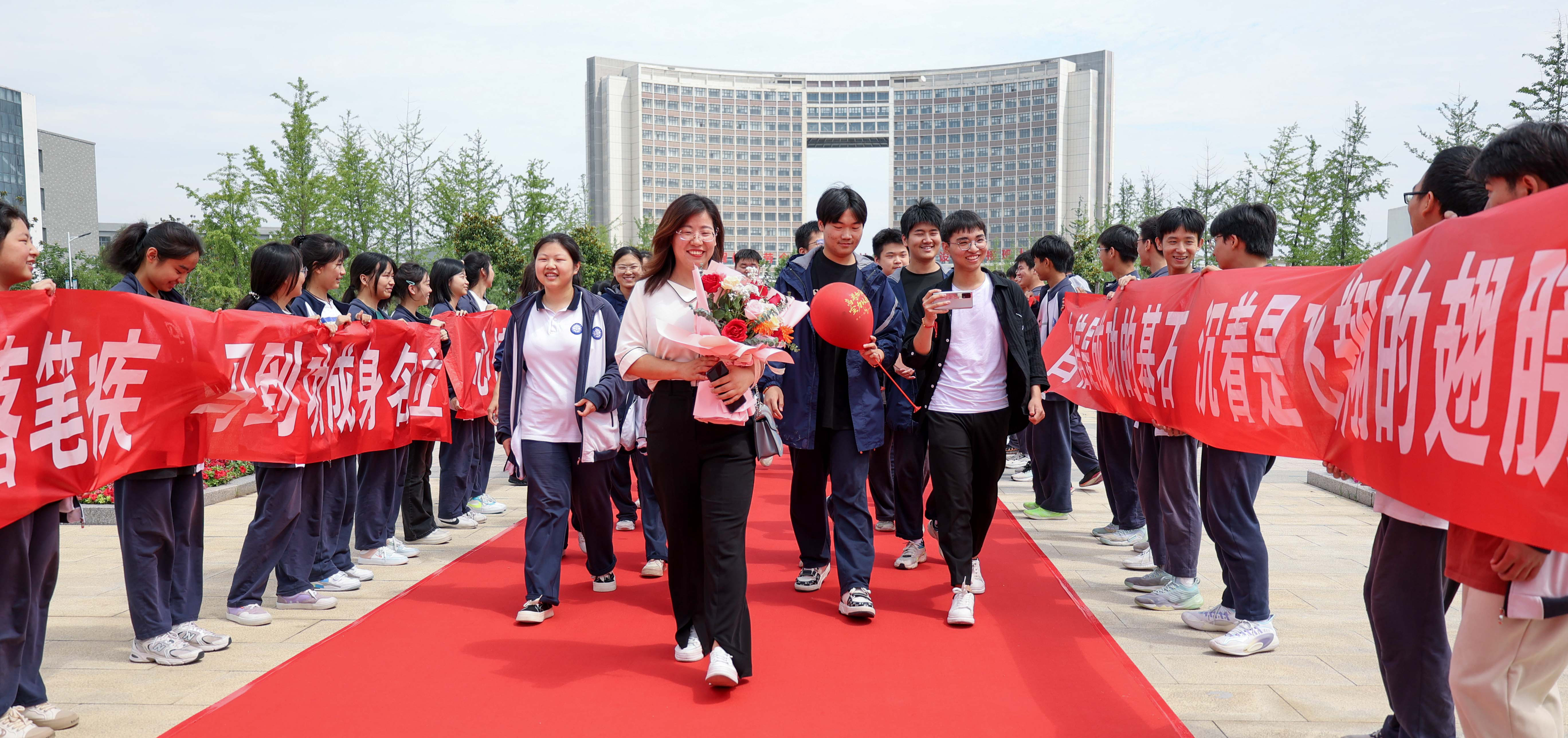 高三欢送会